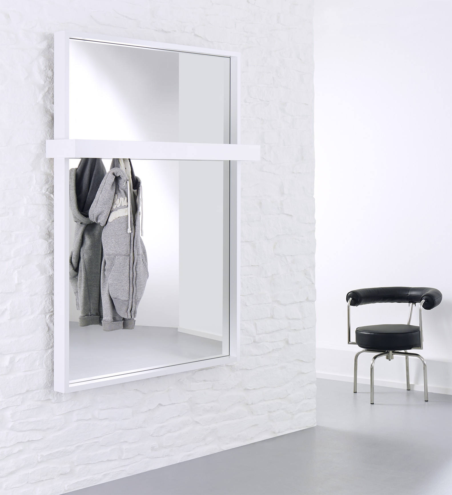 Spiegelwandgarderobe silber 1100x1600x80 BxHxT